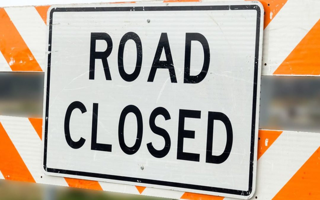 EngineerLCounty's tweet photo. Clover Valley Rd is closed from Green Chapel Rd to SR 62 for Emergency Road Repairs. https://t.co/u6lmcg3QnA
