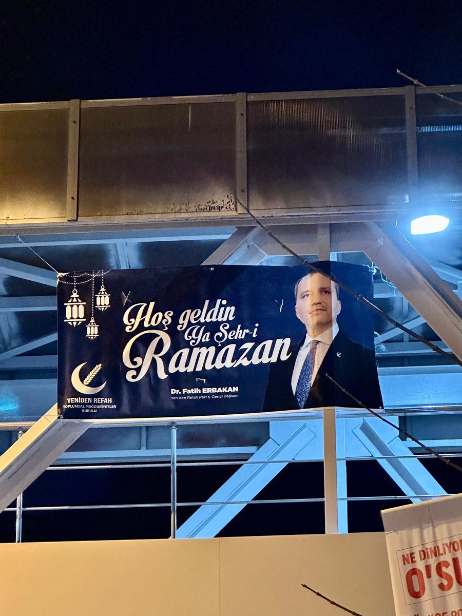 Hoşgeldin Ya Şehri Ramazan 🤲🏻
Pankartlama çalışmalarımıza başladık.
Haydi Bismillah.. 

<a href="/erbakanfatih/">Dr. Fatih Erbakan</a> <a href="/rprefahpartisi/">Yeniden Refah Partisi</a> <a href="/magdursuztoplum/">Toplumsal Mağduriyetler Kurulu</a>