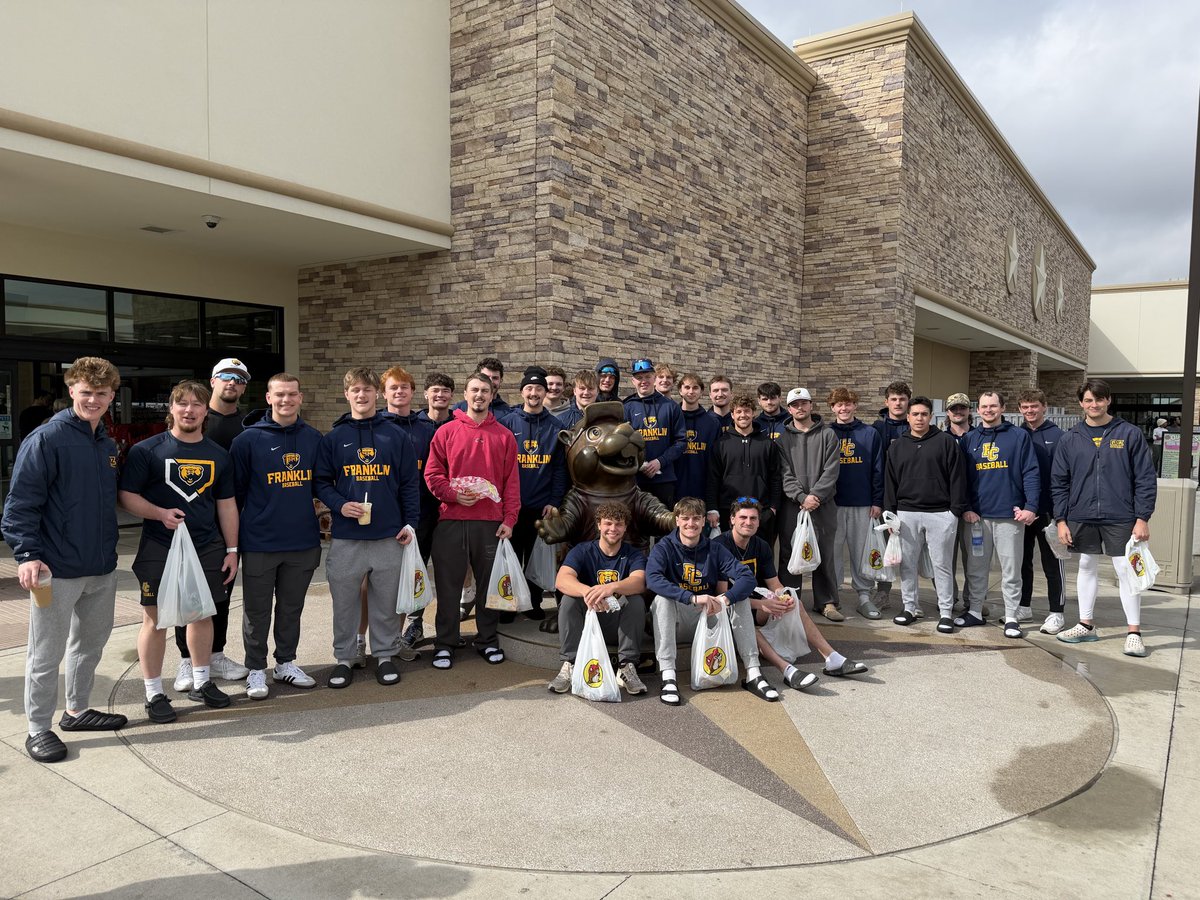 Coach Marshall tweet media