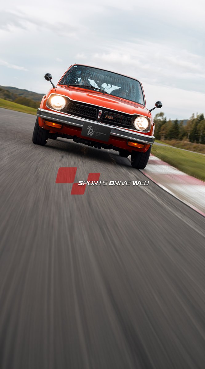 Honda_SDW_JP's tweet image. 【壁紙シリーズ】

今回は、初代CIVIC RSの壁紙をお届けします。

#SPORTSDIRVEWEB
#CIVIC #RS