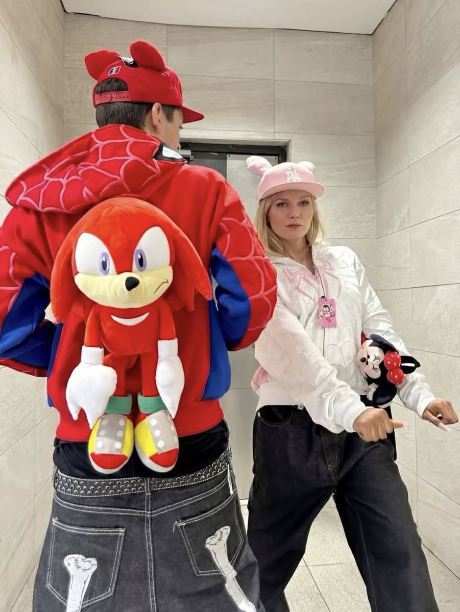 No Context Tobey Maguire (@ooctobeym) on Twitter photo 