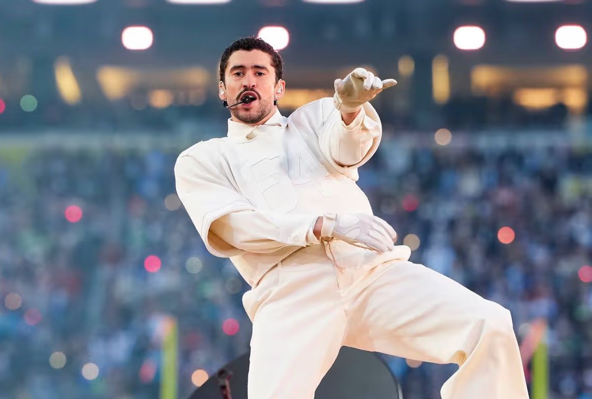 Biggest global artist streaming weeks in history, according to Billboard:

#1 Taylor Swift 2.3B (TTPD Release)
#2 Taylor Swift 1.9B (TLOAS Release)
#3 Taylor Swift 1.7B (1989 TV Release)
#4 Taylor Swift 1.5B (Midnights Release)
#5 Bad Bunny 1.43B (Super Bowl)