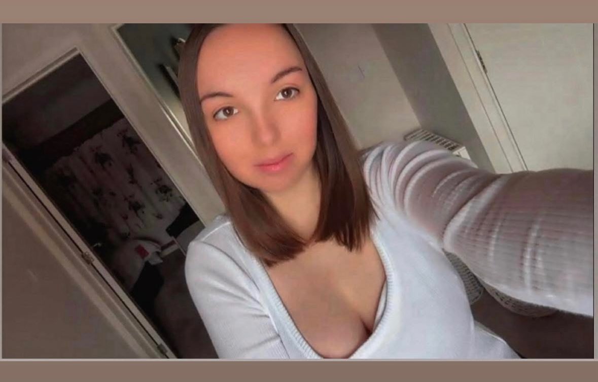 hannmayj30's tweet photo. I am a girl who likes girls🏳️‍🌈🌈 #lgbtqgirl #lgbtukgirl #lgbtpride🏳️‍🌈❤️ https://t.co/TlglwAw0nw