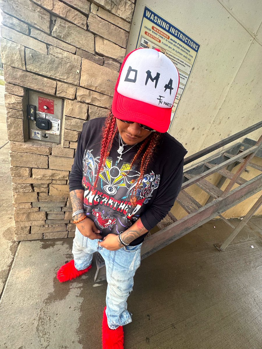 music.apple.com/us/album/sakkb…