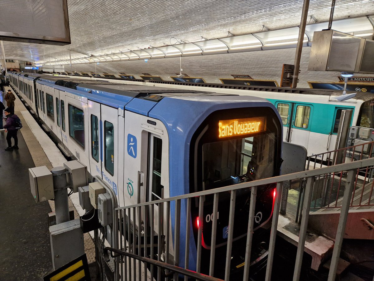 Allay_de_Paris tweet media