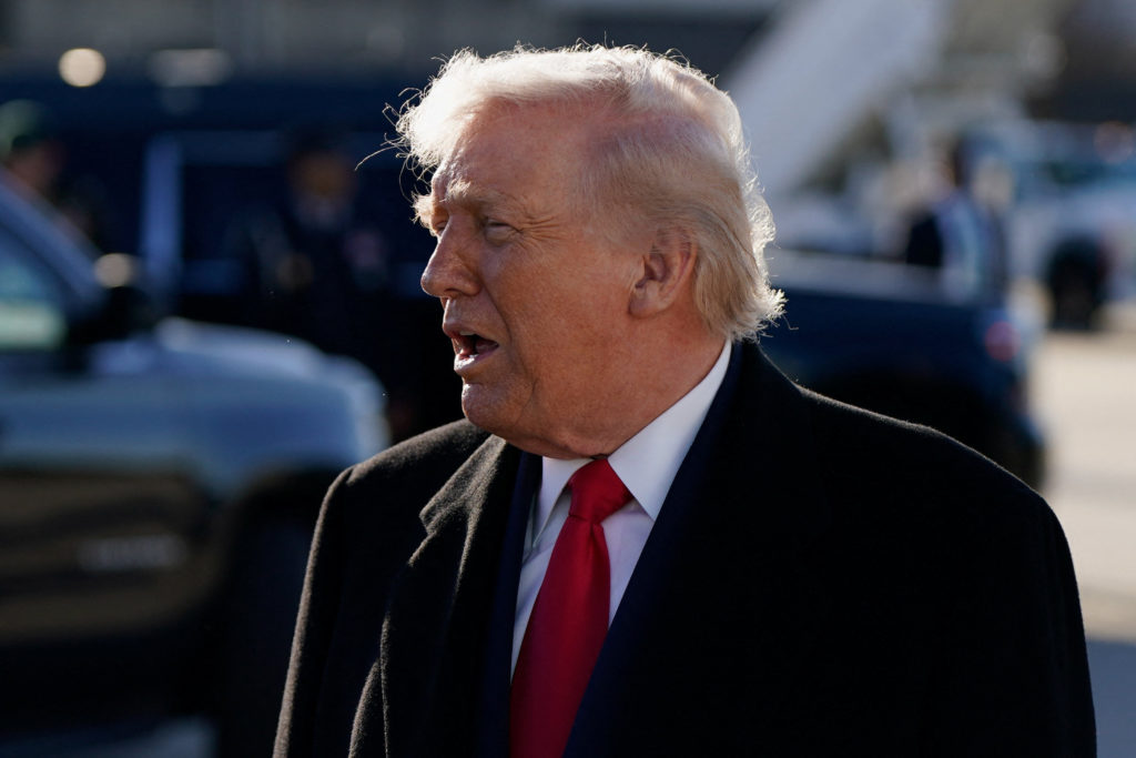 🇮🇷🇺🇸 BREAKING: Iran rejected the U.S. proposal for zero enrichment and strict missile limits. 

Khamenei called it "excessive and outrageous" in a speech during the talks.

But both sides said "some progress" was made. 

Another round scheduled in the next two weeks. Iran's