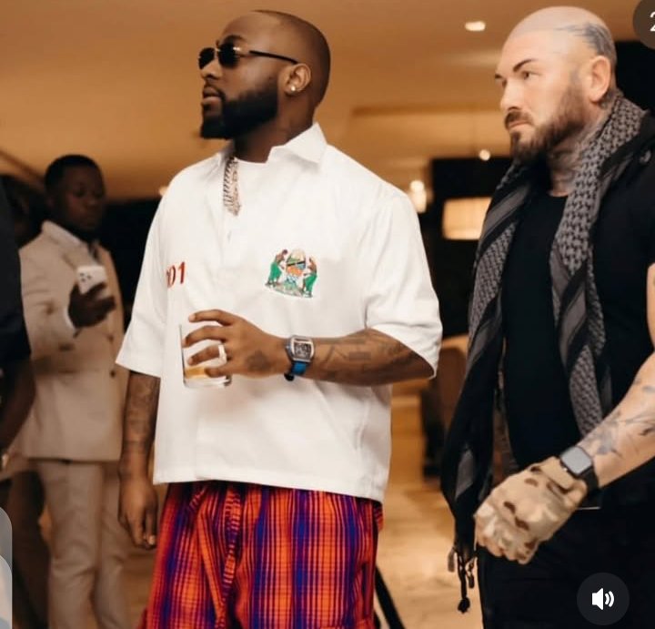 Between previous and the present Davido Bodyguard. Who is more active ?