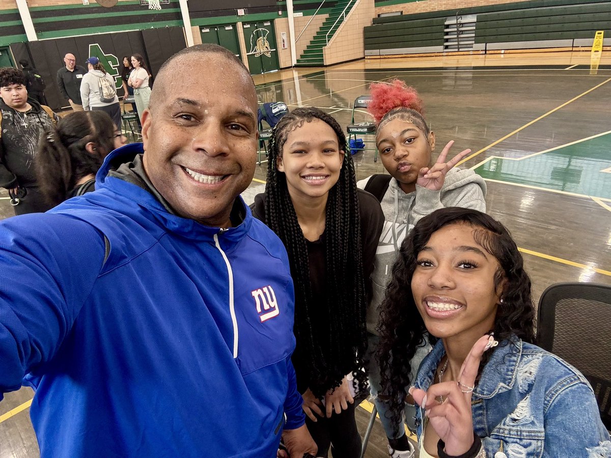 Keith Davis tweet media