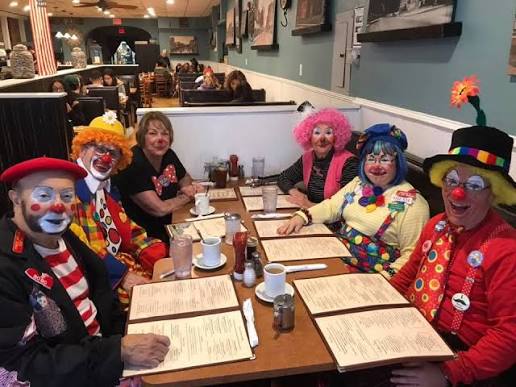 ClaysonChris's tweet photo. @warringtonnews Next clowncil meeting @WarringtonBC  fucking incompitent dickheads https://t.co/zU0VBfvhy1