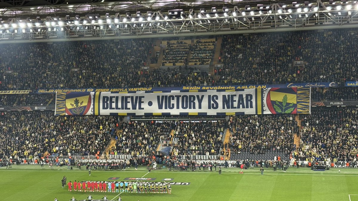 N E Ş E T tweet media