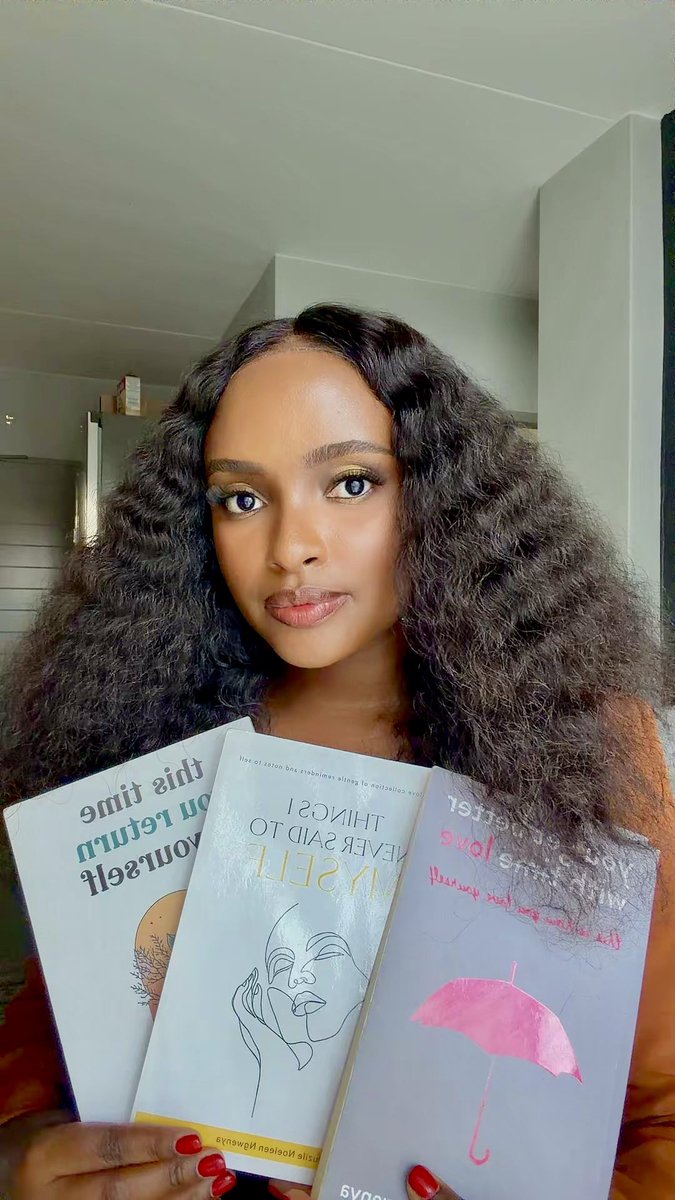 noeleensaid's tweet photo. just a girl and her published books 🌸 https://t.co/GSeU6hNE3l