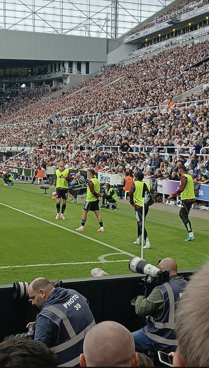 🖤🤍 tweet media