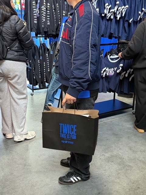 MerchTraffic tweet media