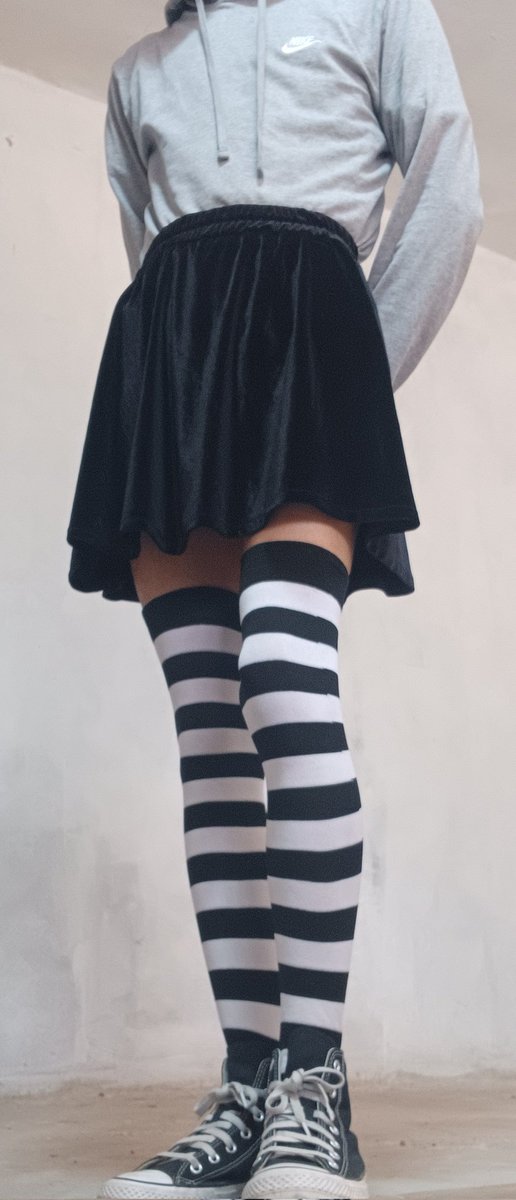 Jinx_femboy tweet media