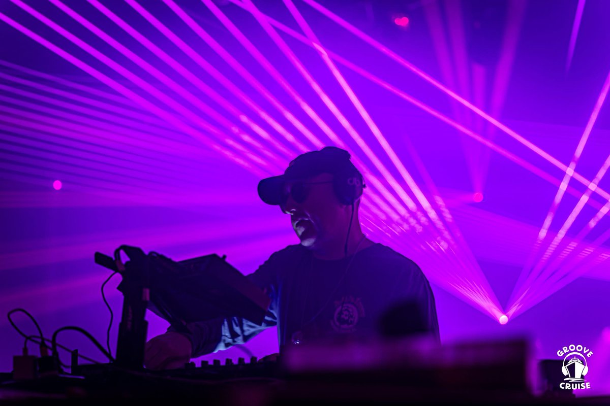 Doc Brown tweet media