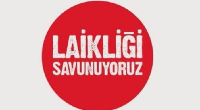 “Laiklik, yalnız din ve dünya işlerinin ayrılması demek değildir. Bütün yurttaşların vicdan, ibadet ve din hürriyeti demektir..”
#MustafaKemalATATÜRK 🇹🇷❤️