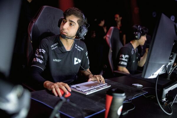 SheepEsportsBR's tweet image. URGENTE. 🚨🚨

🇧🇷 Jean Mago não joga mais pela 🇧🇷 LOUD nessa Copa CBLOL.

O jogador será substituído por 🇧🇷 Envy e o midlaner já estreia neste final de semana contra a 🇧🇷 RED Canids.

Mais informações em instantes. 

🤯🤯🤯🤯🤯