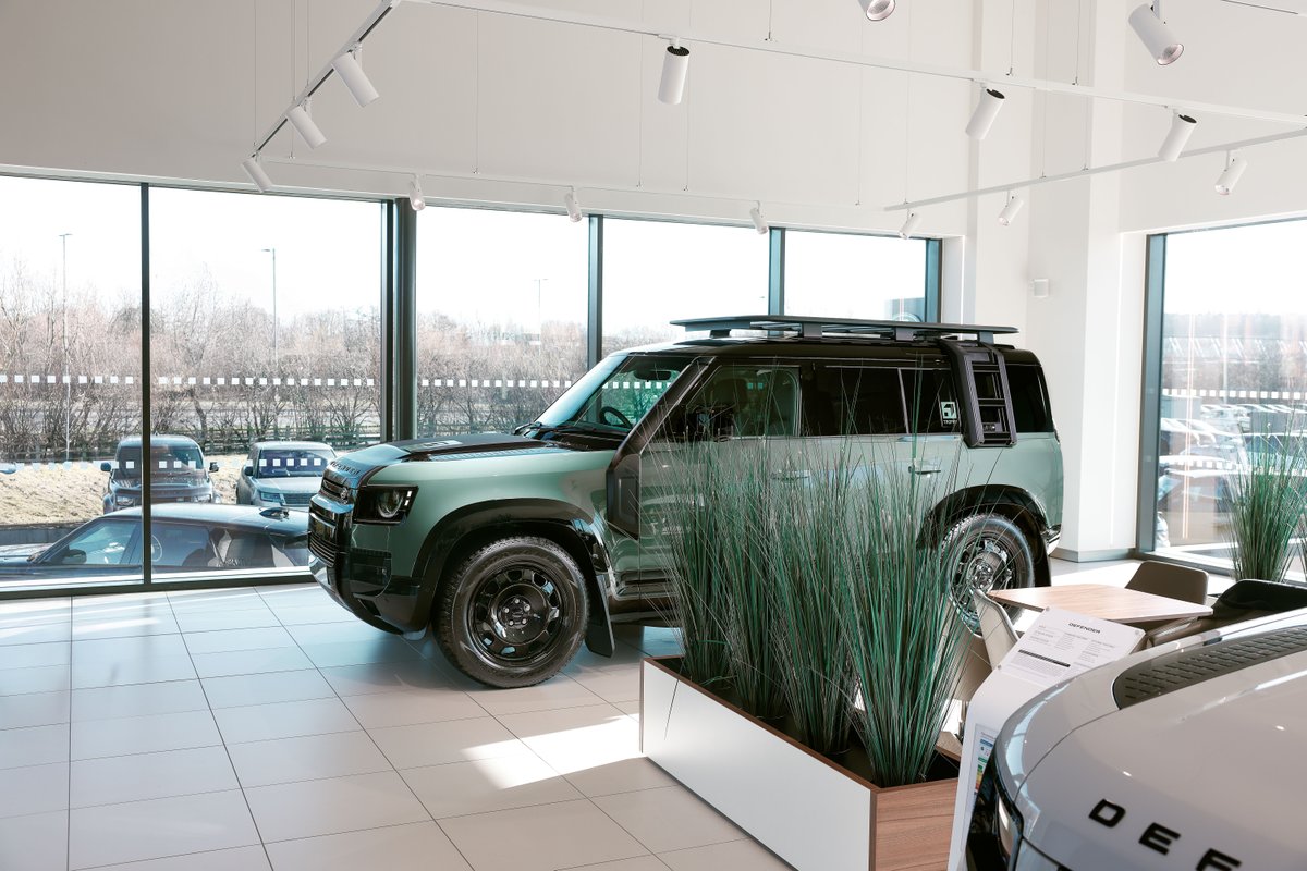 Pentland Land Rover tweet media