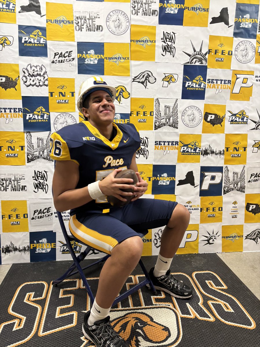_Lucas_Vargas__'s tweet image. I’m blessed to receive a PWO offer after a great visit at Pace University and talk with Coach Walker and Davis #Pacesetters @CoachChadWalker @Dj_2x3 @CoachAmsler @Neimar_Santouse @NorthRocklandFB @Coach_HickeyNR