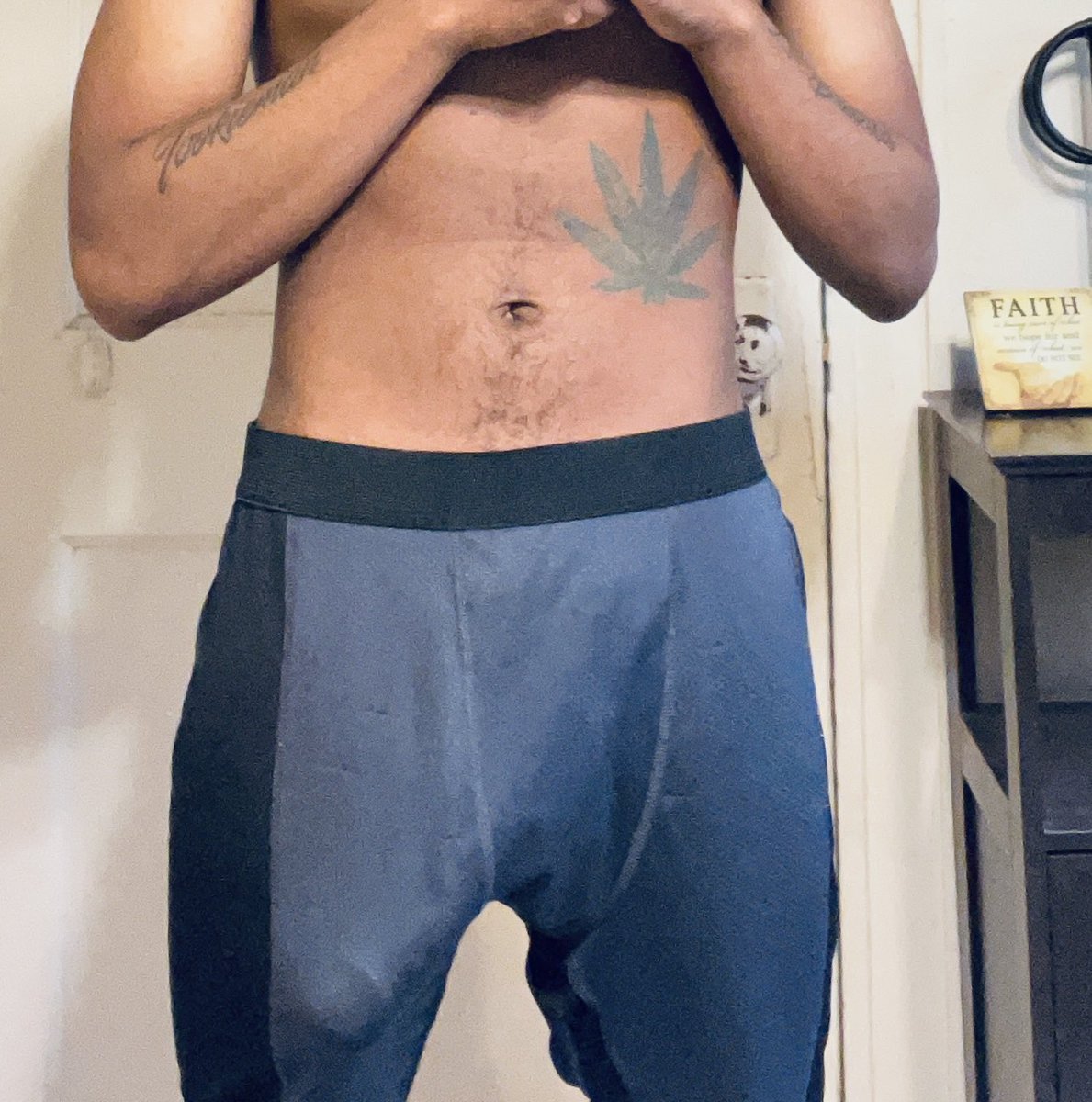 They say Women Love to see the Print 😩  #LetsTalk
#BeHonest
#QuestionOfTheDay #AdultCreator
#ContentCreator
#SpicyTwitter
#18PlusOnly
“I tried to wear loose pants but the main character refused.”