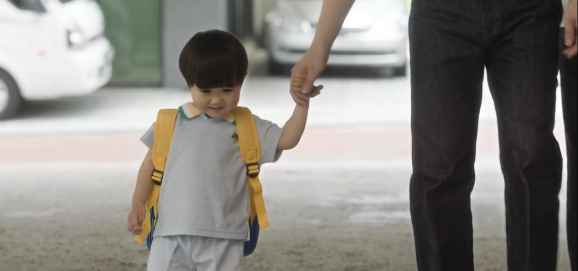 he is so smol for daycare .. look at his penguin backpack 🤏🏼🥹

 #OurUniverseEp6 #OurUniverse