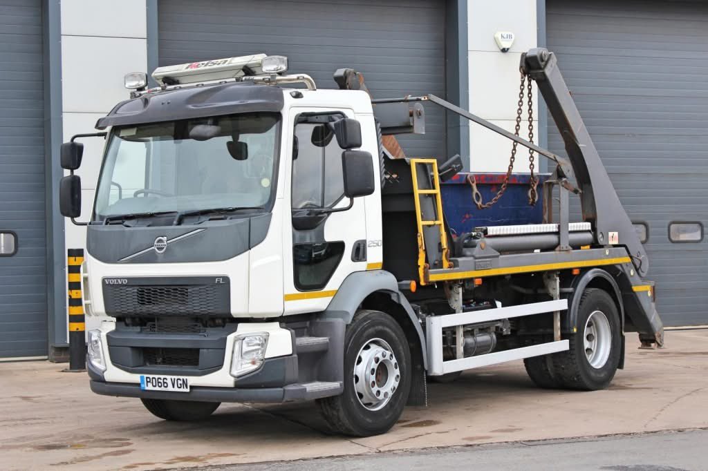 _mmacquisition's tweet photo. 2017 (66) VOLVO FL 250 4X2 SKIP LOADER - £24,950 + VAT https://t.co/6WvPggBJd7