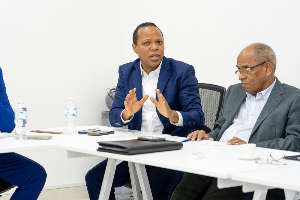 Deligne Ascención tweet media