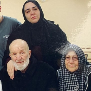 Tuvalet dahil hiçbir kişisel
ihtiyacını tek başına gideremeyen köfteci Abdullah Tırpan'a
cezaevinde kalabilir raporu verildi..

Abdullah amca ve
hasta tutuklular için
Adalet ne zaman..!

#KHKlılaraAdaletNeZaman