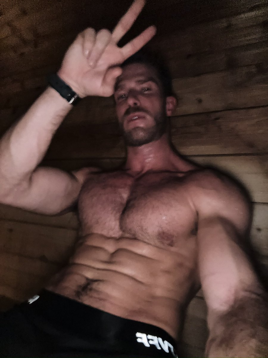 Studpaje tweet media