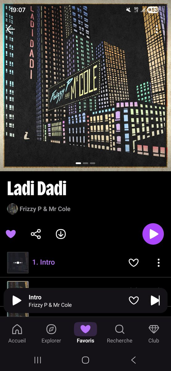 Isolaaaa's tweet photo. @MRGNDRFFR La chanteuse de Discobitch fait du rap maintenant,  et c'est une putain de tuerie ! https://t.co/5eJSDu6UnE