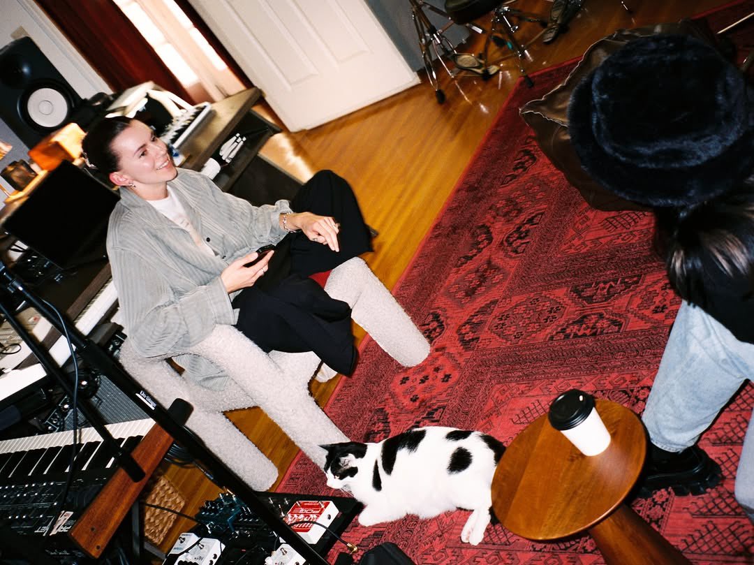 PVRIS UPDATES tweet media