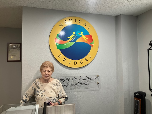 MedicalBridges's tweet photo. For over a decade, Donna Morris from #FirstMethodistChurch in #Athens #TX has traveled to Houston each year to #volunteer with #MedicalBridges. Her kindness, dedication, and heart for service have made a lasting impact. We’re so grateful for her beautiful spirit and commitment https://t.co/mMFlxtBoFY