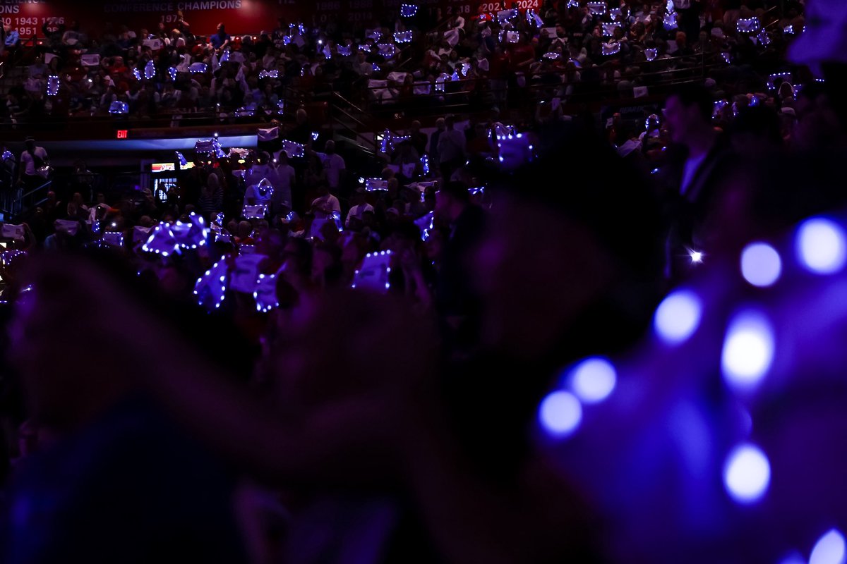 Arizona Basketball tweet media