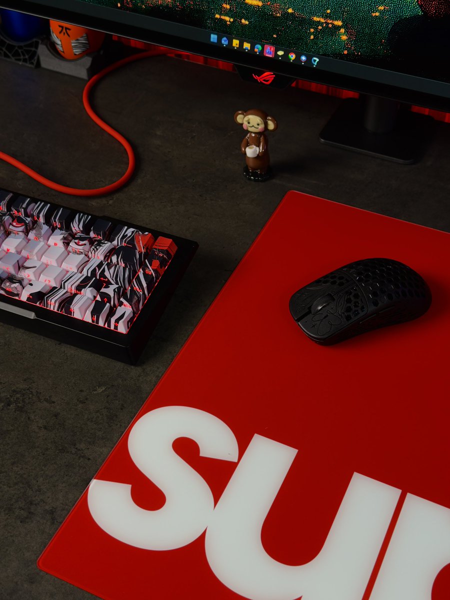 SkrolleXs tweet media