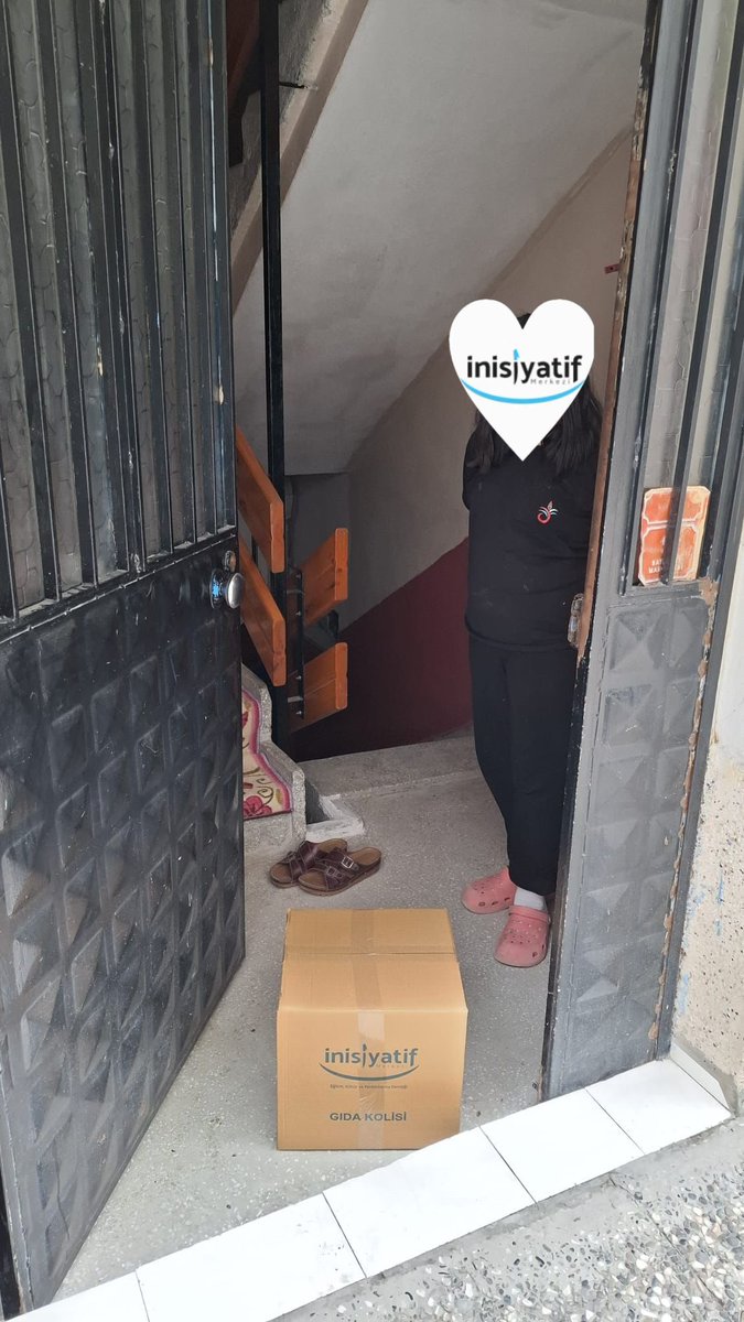 📍Eskişehir / Odunpazarı

Ramazan #KardeşineKavuşmak'tır.
#RamazanPaylaşmaktır

Ramazan sofralarının bereketi, yoksulları, kimsesiz sofraları ve ihtiyaç sahiplerini gözetmekle olur!

Hayırsever bağışçılarımızın destekleriyle hazırlamış olduğumuz #Ramazan kolilerini, tespit