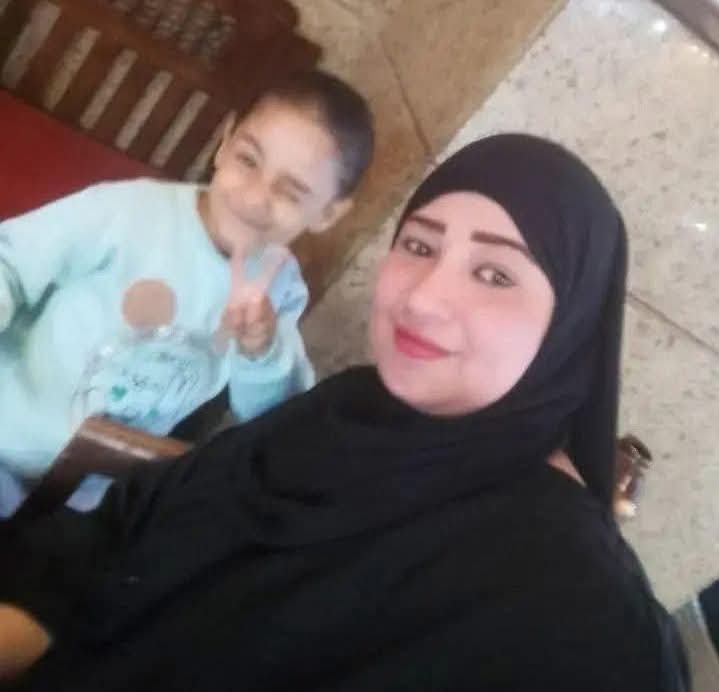 أنا وبنتي مانستاهلوش منك قلب؟
للتعارف بشرط باحترام راسلني فأول تعليق