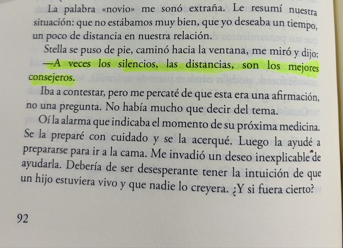 ¿Y si los silencios también fueran una forma de cuidarnos?🥺
Esta pregunta me ronda la cabeza luego de leer este hermoso fragmento de “la hija ausente” de nuestra amiga Natalia Moderc. 
La distancia no siempre es huida; puede ser un refugio para entender lo que sentimos…