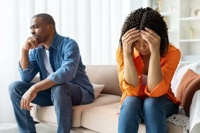 X fam, before you sleep tonight… real talk 🔥

Love that beats you, disrespects you, drains your peace or makes you cry every now and then is NOT love.
It’s a cage with nice packaging.

In 2026, we’re choosing Peace over “Potential”. 

Choose YOU.

Quick poll before bed:
Would