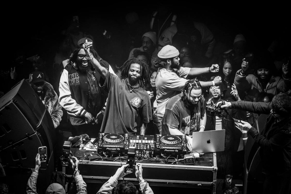 DePaul Alumni tweet media