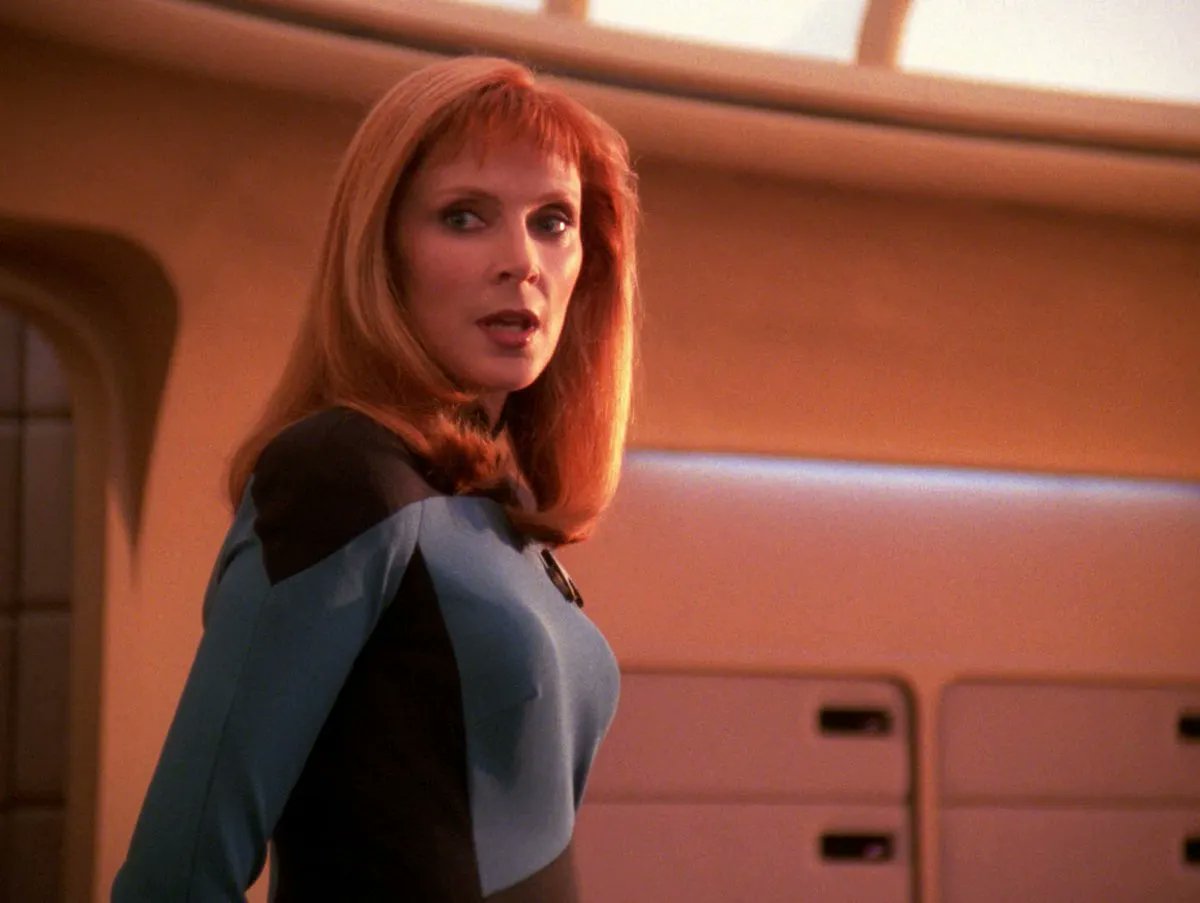 TheBugleDaily1's tweet image. Make her look like she belongs on the Star Trek Starfleet Academy show.