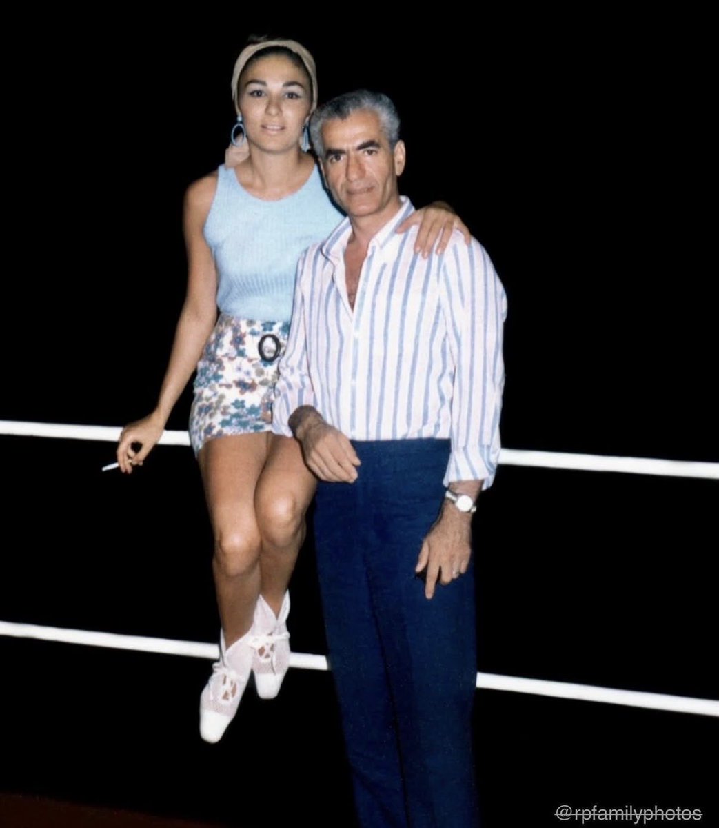 علینقی tweet media