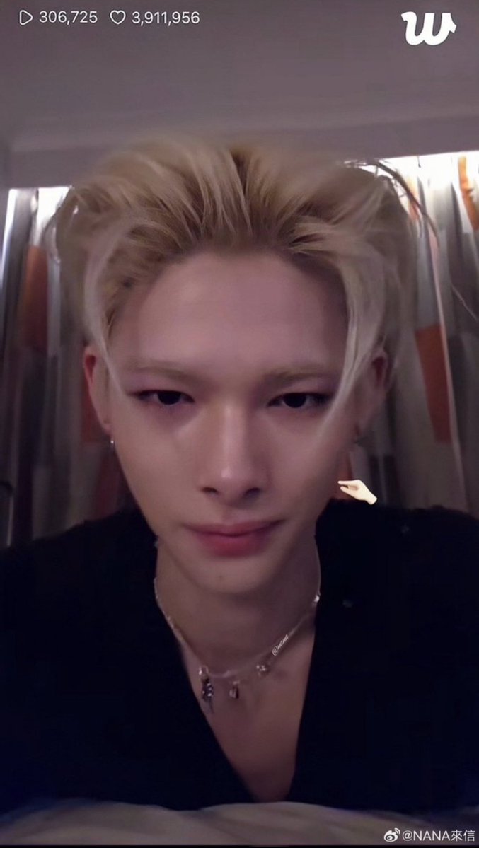 ujckstrawberry's tweet image. RT @ni_ki_kiyo: 얼굴 진심 구라같다
뱀파이어라는 호칭이 제일 잘어울리는 남자