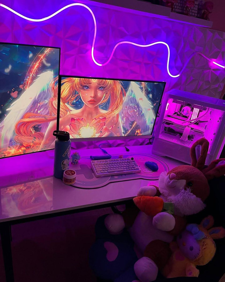ZOTAC_USA's tweet image. 💖⚖️Epic PC setup that stands for love and justice powered by the ZOTAC GAMING GeForce RTX 3080 TRINITY OC!⚡🔥

📷 IG: dollarrakis

#RTX3080 #RTX30 #Trinity #OC #Tech #GPU #PCHardware #PCComponents #PCSetup #GamingPC #PCBuild