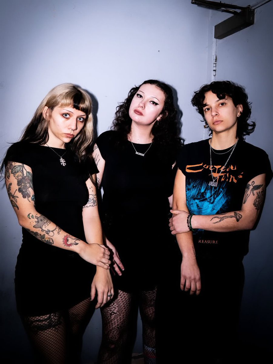 🕯 Faetooth 🕯 tweet media