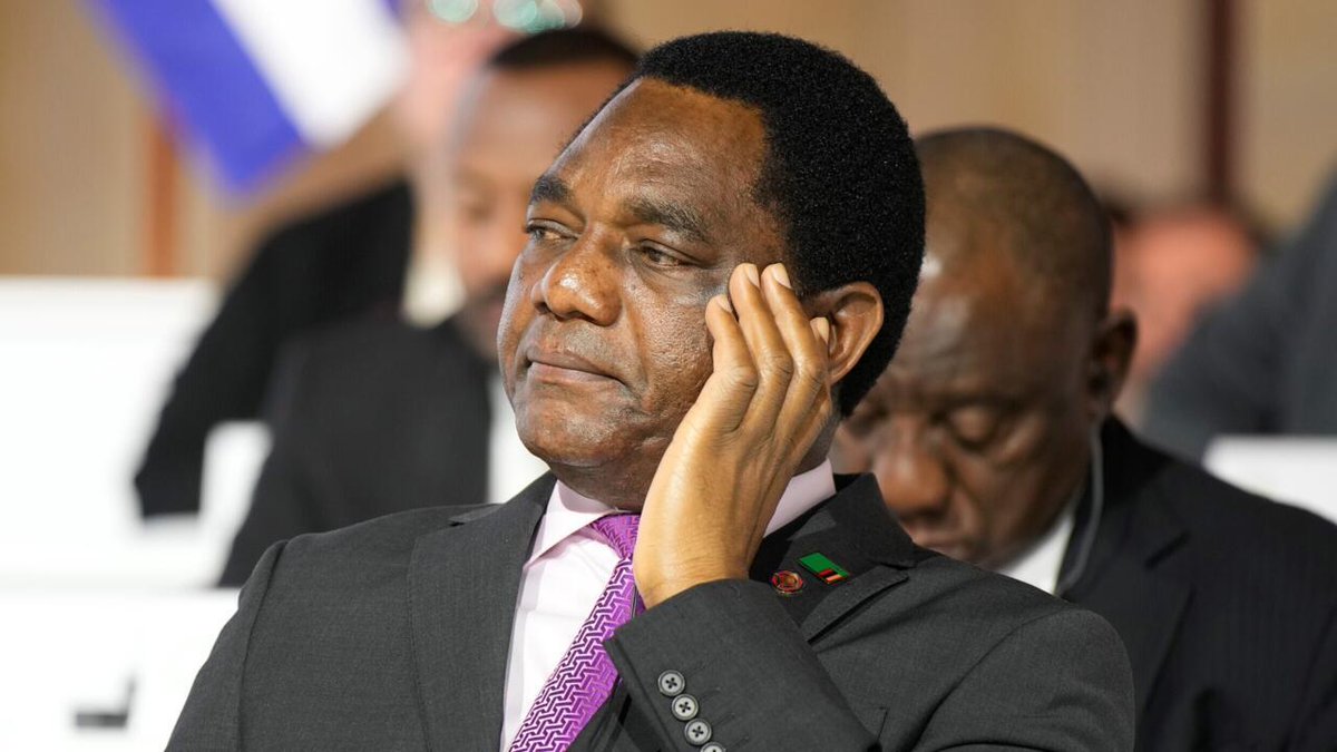 #Zambie : Le président zambien a procédé au limogeage du ministre de la Santé, Elijah Muchimba, ainsi que du ministre du Développement des petites et moyennes entreprises, Elias Mubanga. Aucune explication officielle n’a, pour l’heure, été fournie concernant les motifs de ces