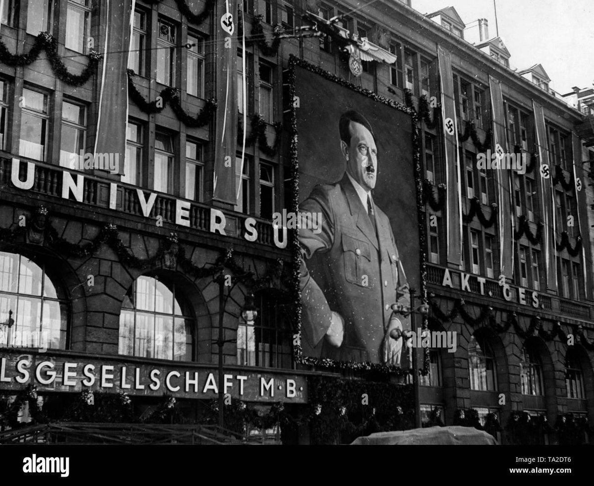 That Gay Guy Candle Co. (@gayguycandleco) on Twitter photo 