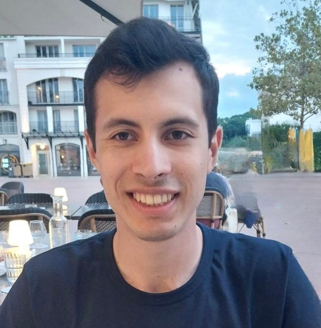 Selon Aurélien Taché (LFI) Quentin se battait pour la "supériorité de la race blanche"..

Quentin était métis franco-péruvien.. les péruviens sont d'origines Incas.. 

Des gauchos blancs ont tué un métis.. et on veut faire croire que c'est lui le raciste..
LUNAIRE.
#facealinfo