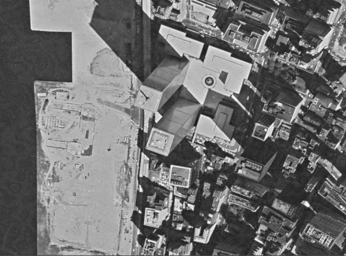 youwillmakemaps's tweet image. September 8, 1980 image of NYC shot by a National Reconnaissance Office KH-9 satellite, declassified in 2011