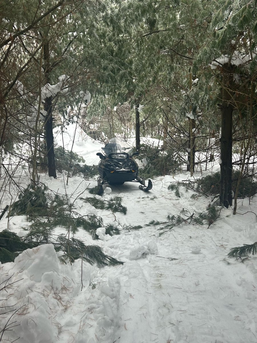 Larry Miller Retired tweet media