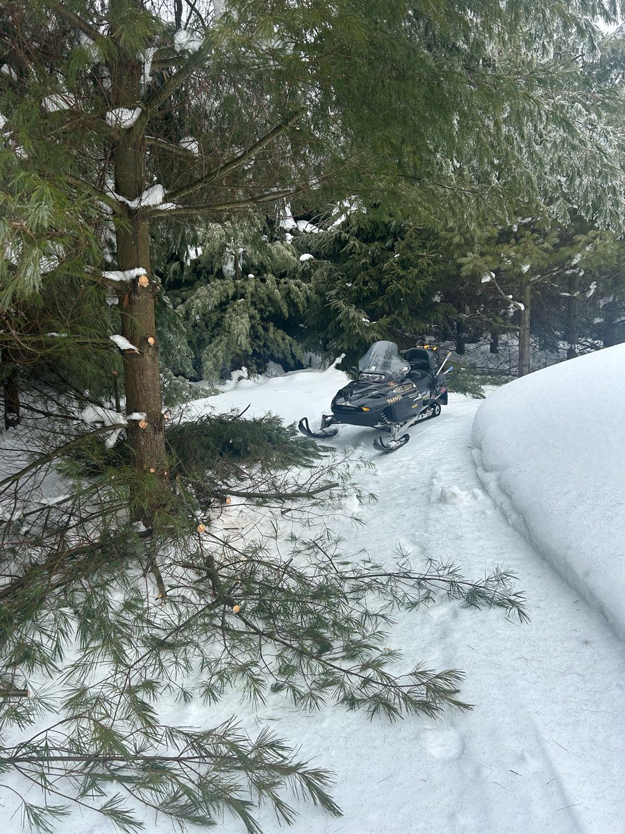 Larry Miller Retired tweet media